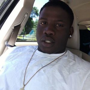 Meet your Posher, Deonte